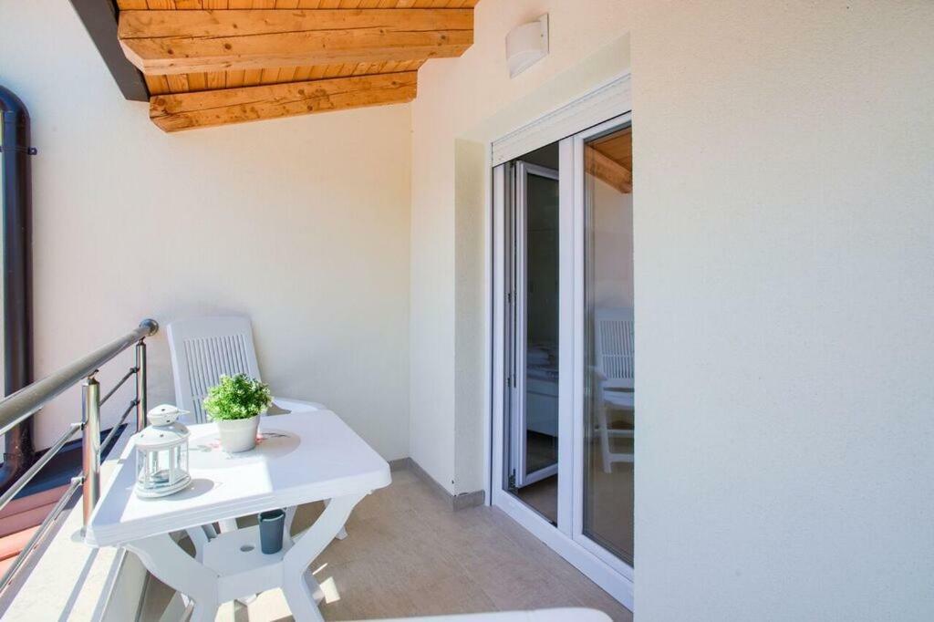 Villa Sanja Plovanija エクステリア 写真