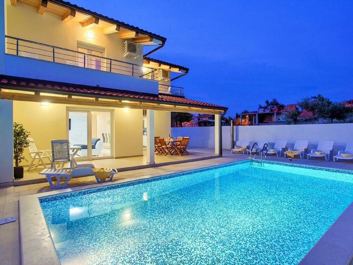 Villa Sanja Plovanija エクステリア 写真