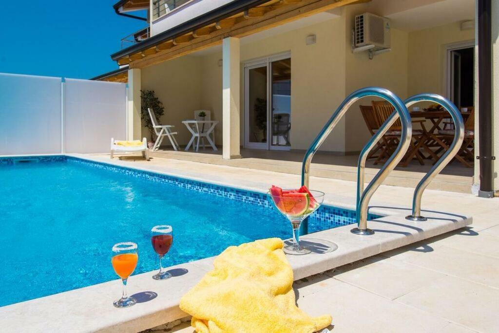 Villa Sanja Plovanija エクステリア 写真