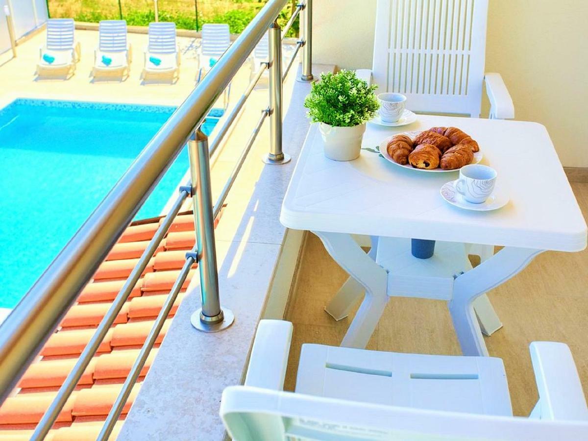Villa Sanja Plovanija エクステリア 写真